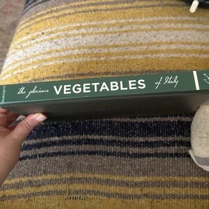 The Glorious Vegetables of Italy Book